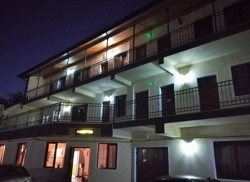 Long Street Hotel براشوف المظهر الخارجي الصورة
