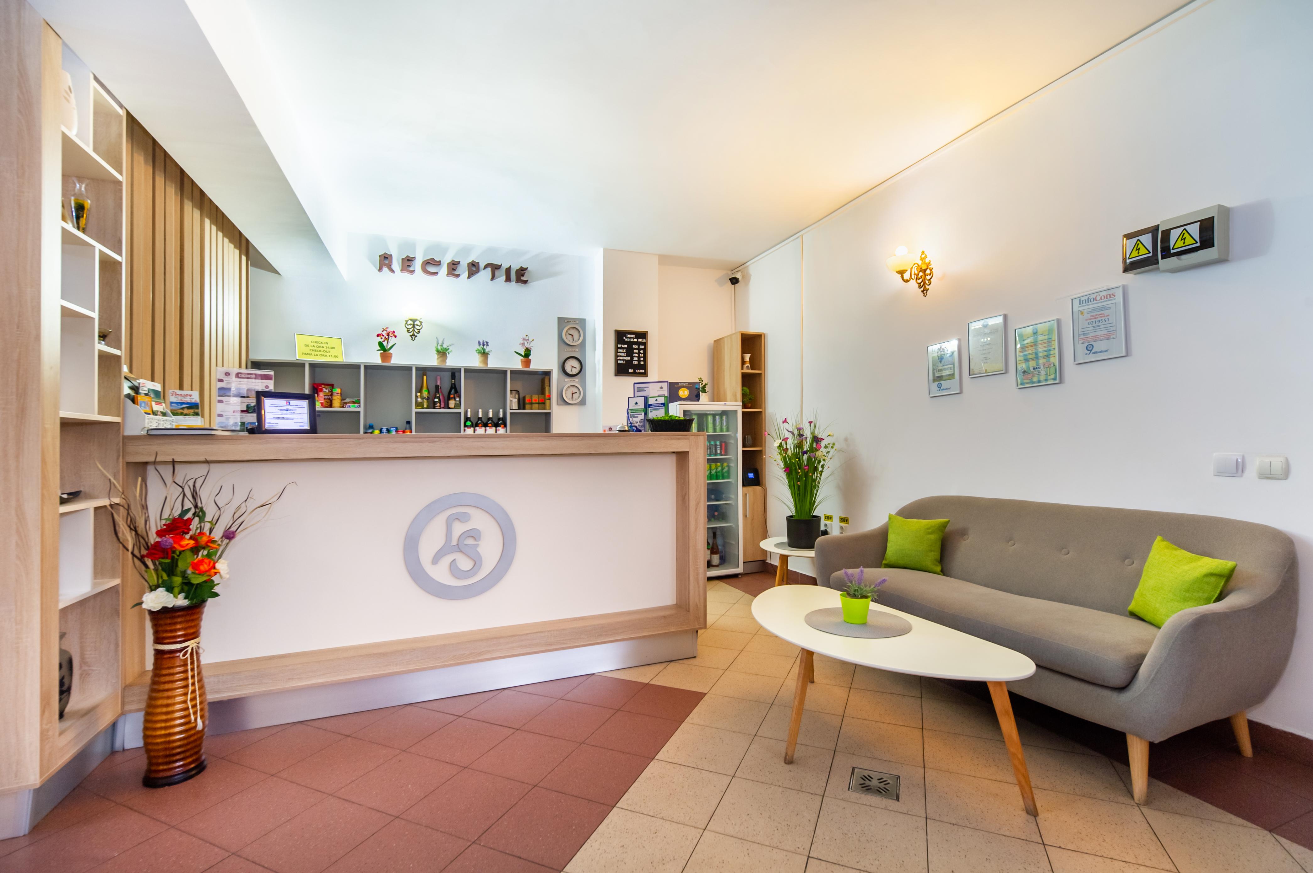 Long Street Hotel براشوف المظهر الخارجي الصورة