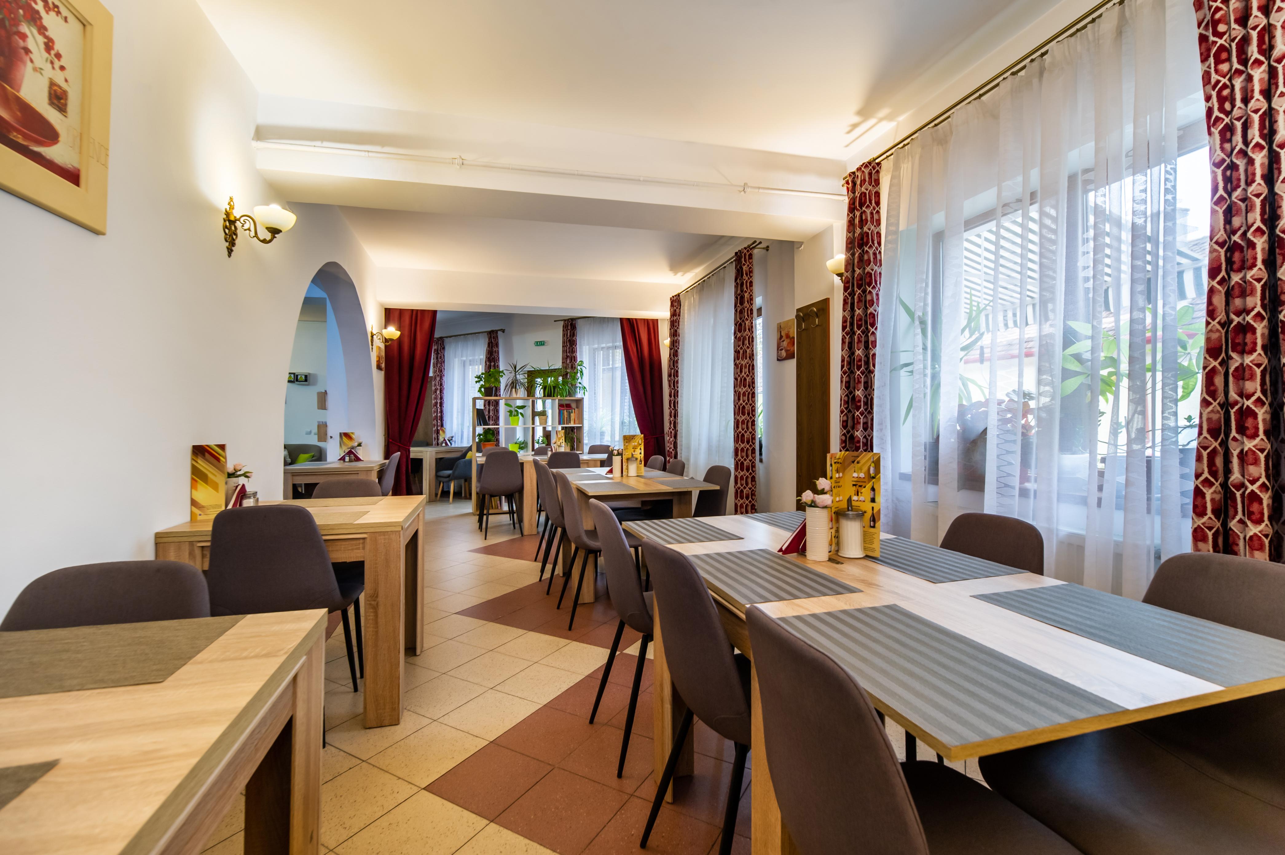Long Street Hotel براشوف المظهر الخارجي الصورة