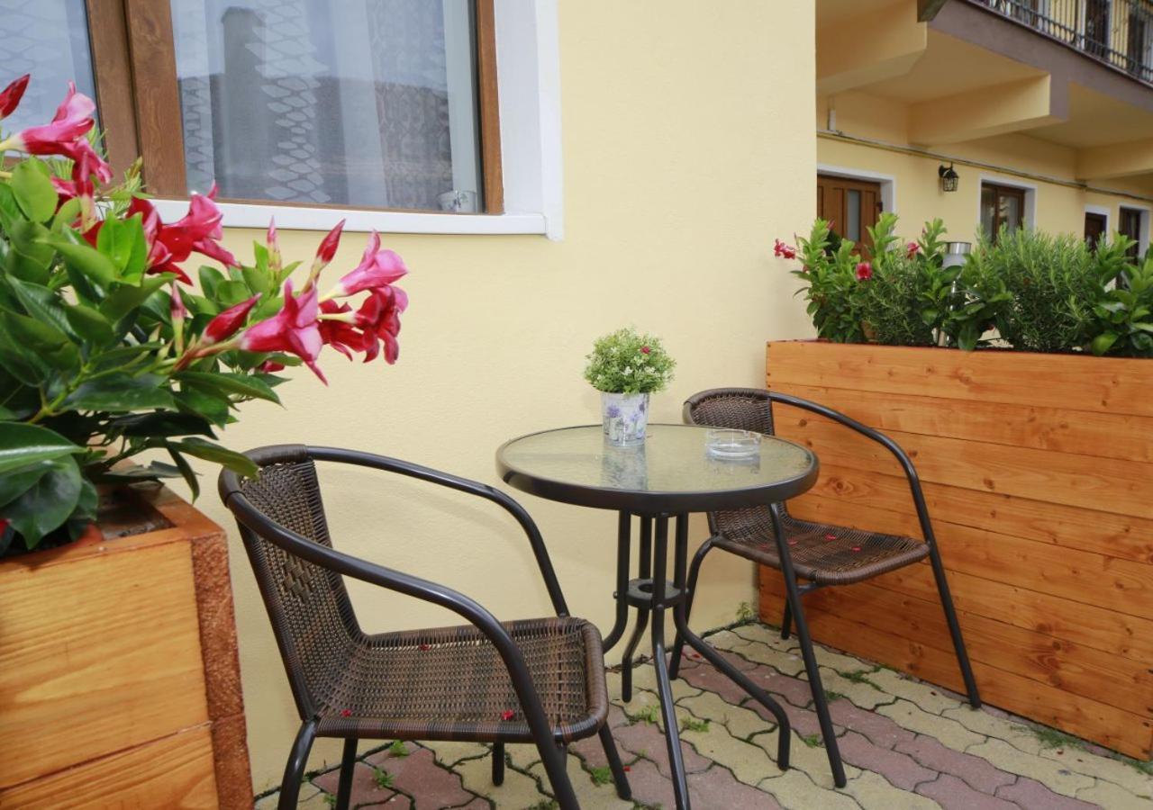 Long Street Hotel براشوف المظهر الخارجي الصورة
